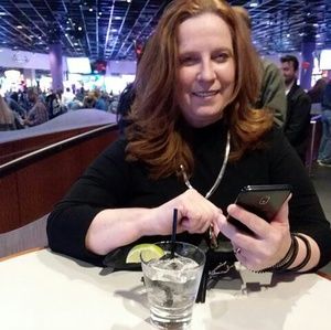 Meet your Posher, Allison